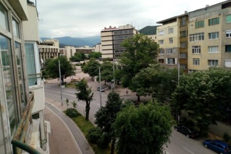 Продава-апартамент-Благоевград-център-университет 001